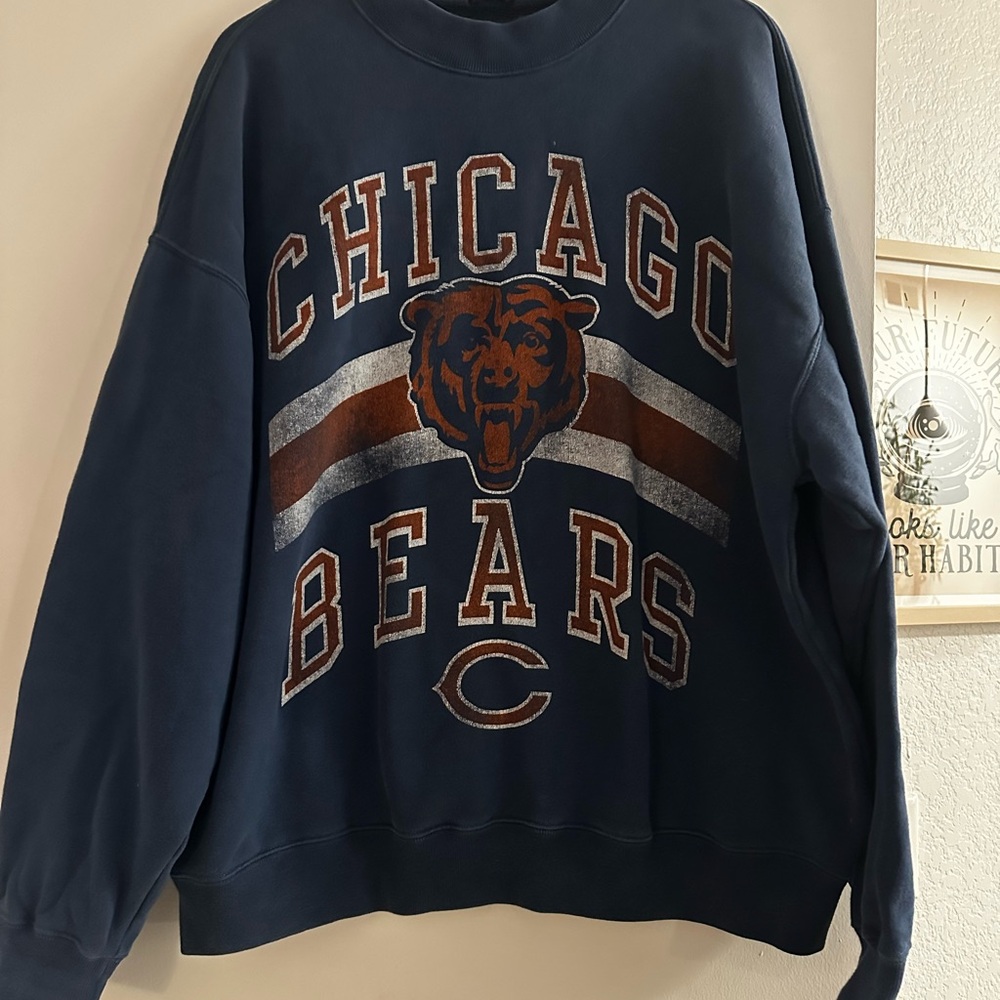 Abercrombie Chicago Bears Navy Crewneck Sweater